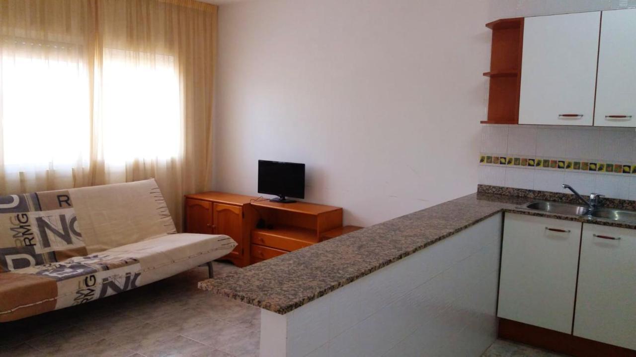 One Bedroom Appartement At L'Eucaliptus 400 M Away From The Beach With Sea View Shared Pool And Furnished Terrace 外观 照片